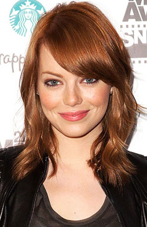 Emma Stone volta a ser ruiva