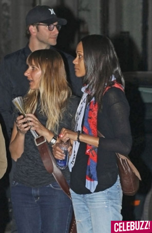 Bradley Cooper passeia com Zoe Saldana