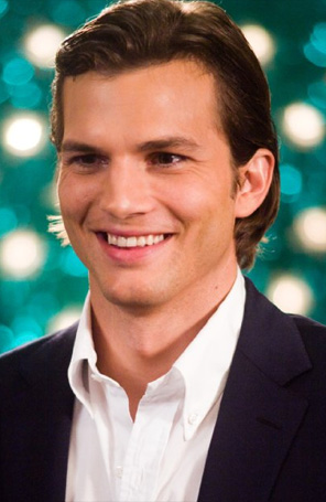 Ashton Kutcher vem sozinho ao Brasil para a <i>SPFW</i>