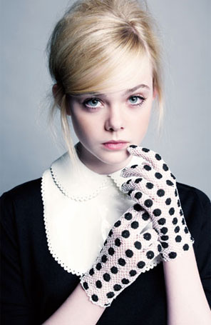Elle Fanning diz que ama roupas