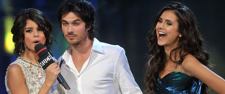 Ian Somerhalder se declara para Nina Dobrev