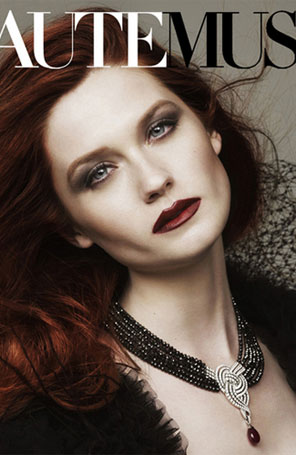 Atriz de <i>Harry Potter</i> mostra lado mulherão em revista