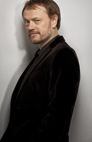 Jared Harris quer voltar para <i>Fringe</i>