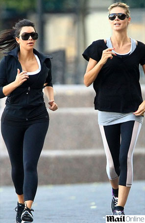 Kim Kardashian e Heidi Klum correm juntas após gravação