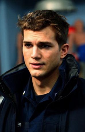 Saiba quando Ashton Kutcher começa em <i>Two and a Half Men</i>