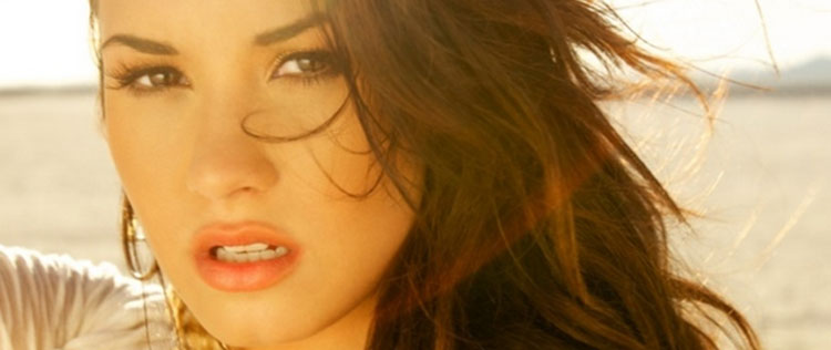 Demi Lovato divulga capa de <i>single</i>