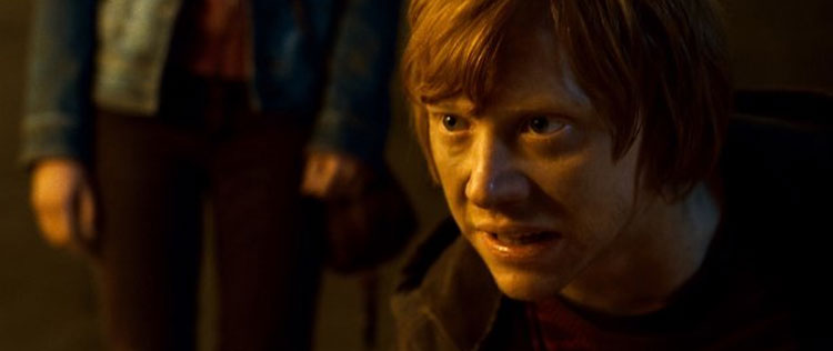 Rupert Grint comemora fim de <i>Harry Potter</i> comprando carro