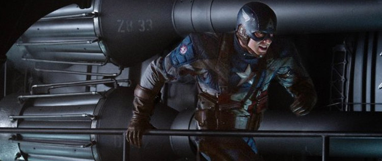 Chris Evans busca conselhos de Robert Downey Jr. para lidar com o assédio