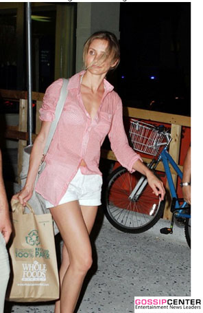 Cameron Diaz faz compras com Alex Rodriguez