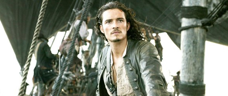 Orlando Bloom guarda figurinos para o filho