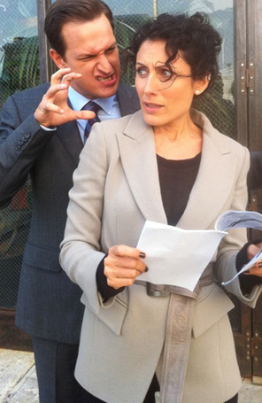 Veja imagem de Lisa Edelstein nos bastidores de <i>The Good Wife</i>