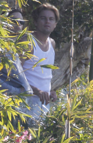 Leonardo DiCaprio é visto em sacada de hotel