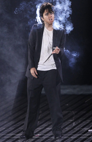 Lady Gaga usou <i>truque</i> para virar Jo Calderone. Saiba qual!