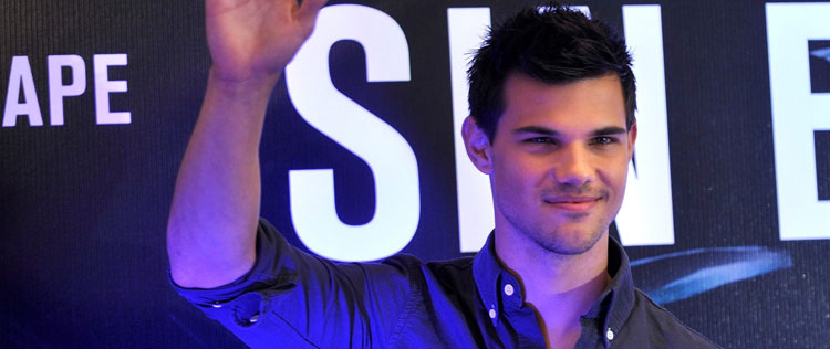 Taylor Lautner promove <i>Sem Saída</i>