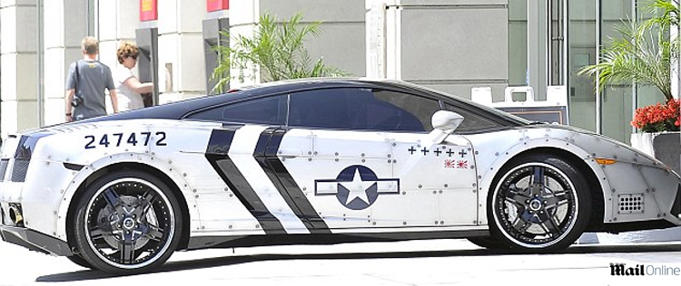Conheça o <i>Lamborghini</i> customizada de Chris Brown