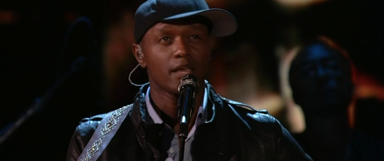 Ganhador de <i>The Voice</i> vai participar de <i>Playboy Club</i>