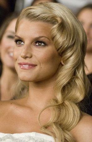 Jessica Simpson teria pedido 500 mil dólares para confirmar a gravidez