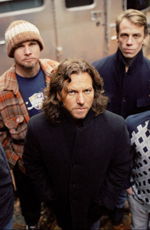 Integrantes do <i>Pearl Jam</i> sofrem para obter visto brasileiro