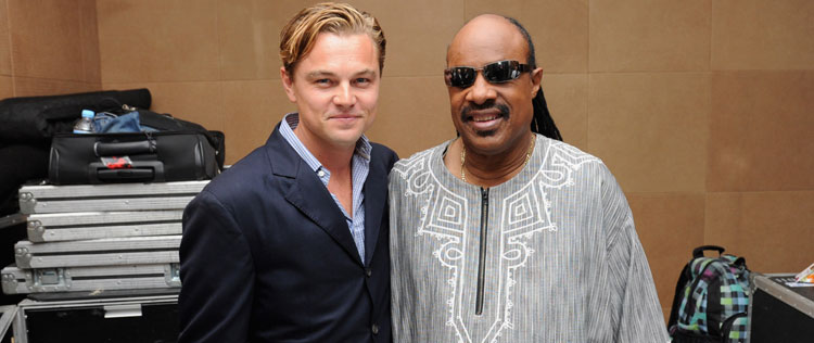Leonardo DiCaprio se encontra com Stevie Wonder