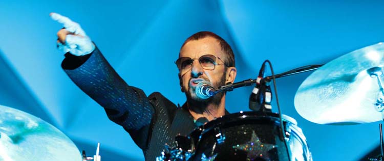 Ringo Starr se apresenta em São Paulo