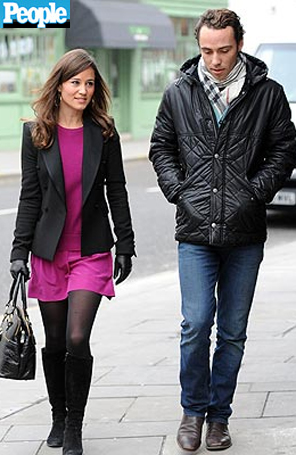 Pippa Middleton passeia ao lado de seu irmão