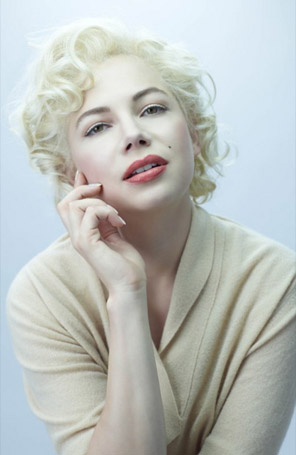 Michelle Williams toma o café da manhã no banheiro. Entenda!