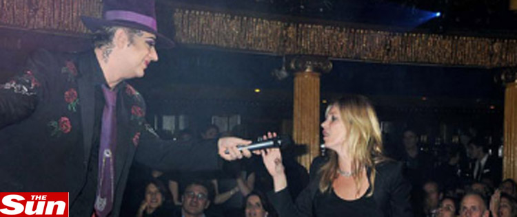 Kate Moss paga 57 mil reais em leilão