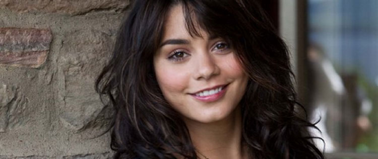 Vanessa Hudgens diz que Branca de Neve a ajudou com timidez