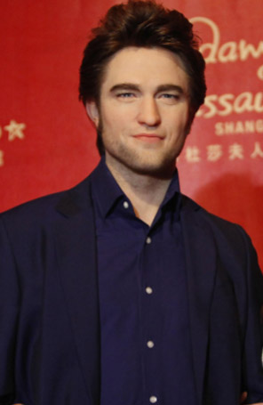 Robert Pattinson ganha estátua de cera