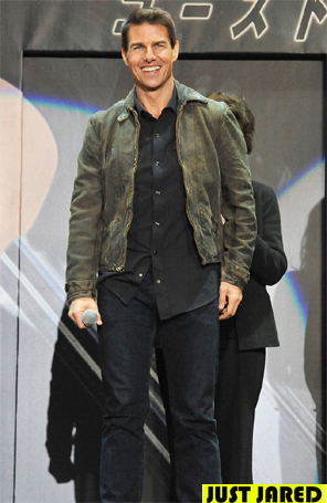 Tom Cruise lança <i>Missão Impossível: Protocolo Fantasma</i> no Japão