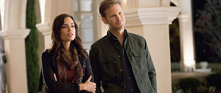 Veja esposa de Paul Wesley em <i>Vampire Diaries</i>