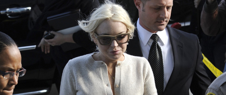 Lindsay Lohan recebe elogio de juíza em nova audiência