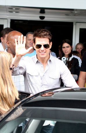 Filha de Tom Cruise faz lista de presentes de Natal no valor de 188 mil dólares