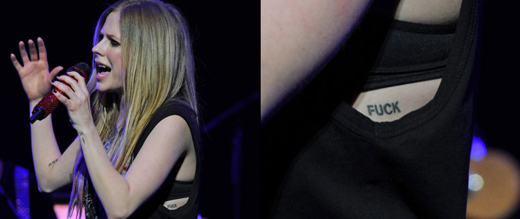 Avril Lavigne aparece com nova tatuagem