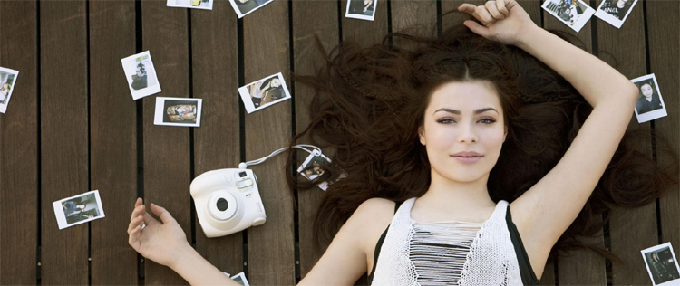 Miranda Cosgrove irá para universidade em 2012