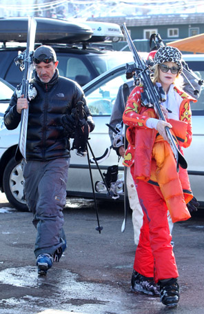 Antonio Banderas e Melanie Griffith esquiam em Aspen