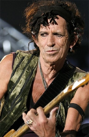 Keith Richards teria passado por uma cirurgia no olho  