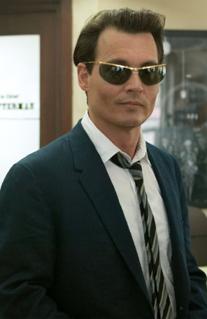Johnny Depp compra mansão no interior da Inglaterra
