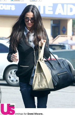 Demi Moore <I>aparece</i> pela primeira vez no ano