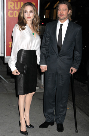 Acompanhado de Angelina Jolie, Brad Pitt ganha prêmio de Melhor Ator por críticos de Nova York