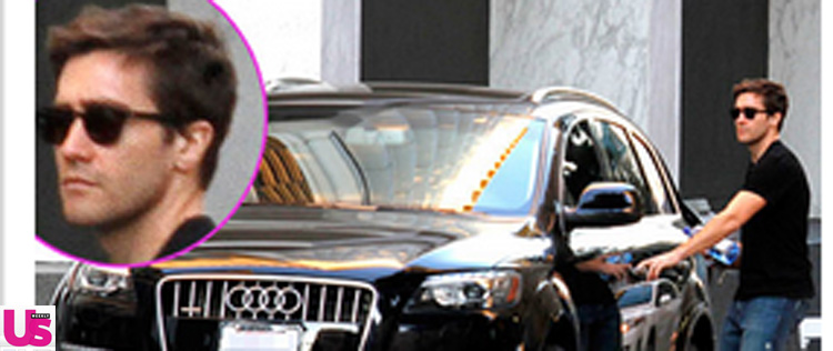 Jake Gyllenhaal aparece sem barba