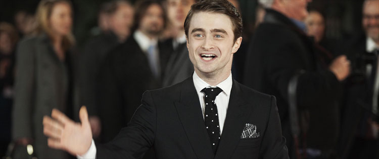 Daniel Radcliffe participa de <i>première</i>