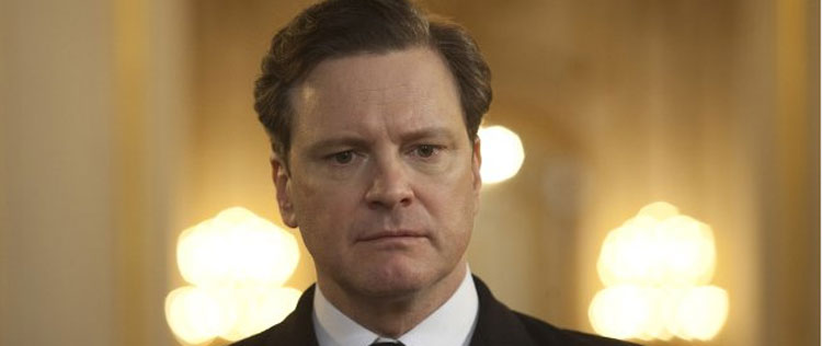 Colin Firth é condecorado por príncipe Charles