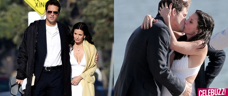 Courteney Cox abraça colega no <i>set</i> de <i>Cougar Town</i>