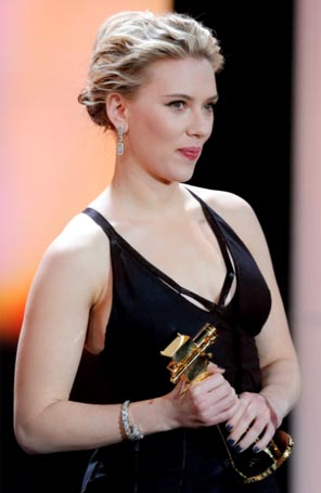 Scarlett Johannson ganha prêmio na Alemanha