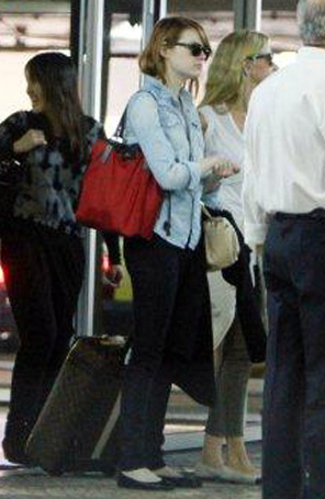 Emma Stone desembarca no Rio de Janeiro
