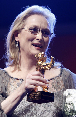 Meryl Streep recebe <I>Urso de Ouro</I> em Berlim por carreira artística