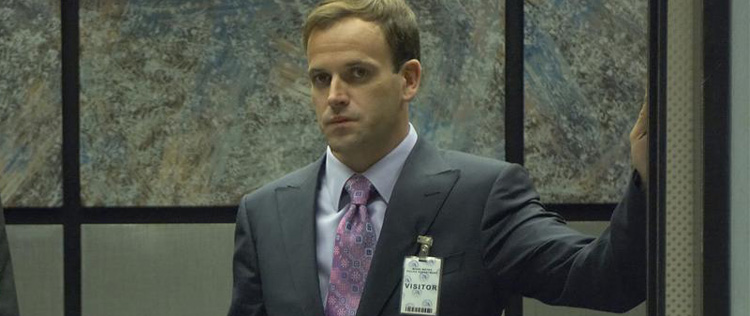 Vilão de <i>Dexter</i> será Sherlock Holmes em novo piloto