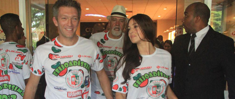 Vincent Cassel e Monica Bellucci querem morar temporariamente no Brasil, diz jornal