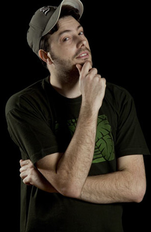 Danilo Gentili pode comandar <i>Roast</i> no Brasil
